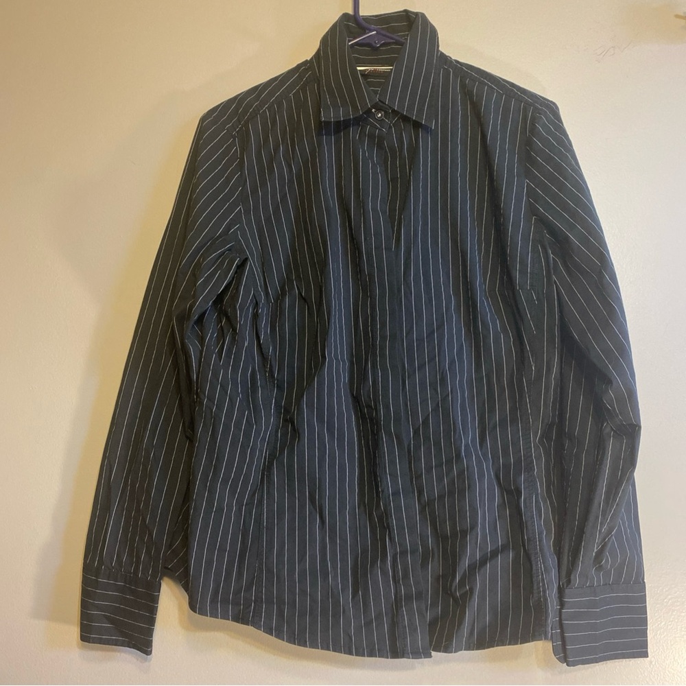 New York And Company Women’s Large Stretch Black Pinstripe Casual Button‎ Down